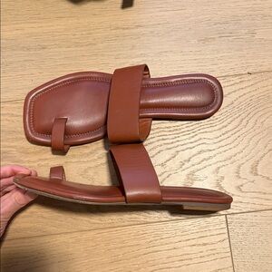 RAYE Tan Leather Women's Sandals thongs slides 9.5